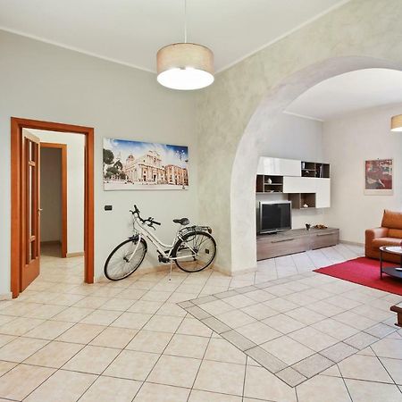 Central Balcony Apartment CTA Eksteriør billede